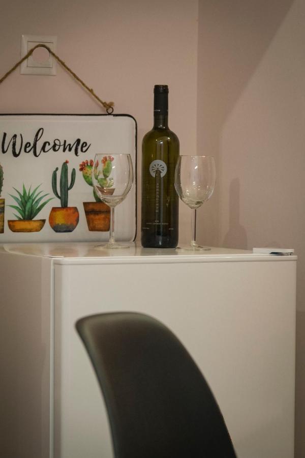Stylish Modern Studio In The Heart Of Athen Eksteriør bilde